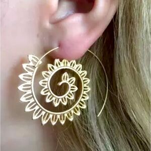 SPIRAL HOOP INDIAN STYLE EARRINGS WOMEN COLOR GOLD